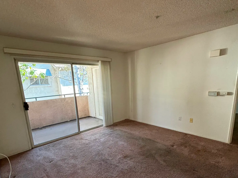 home cleanout furniture cleared